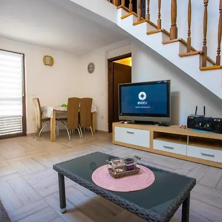House Ivana * Milna (Brac)