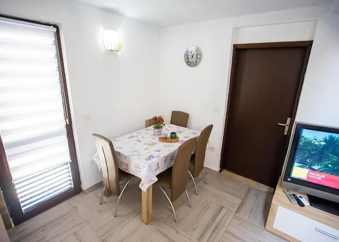 Дом отдыха House Ivana *